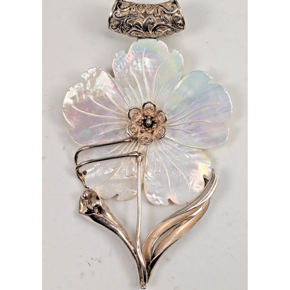 Vintage 925 Sterling Silver Carved Mother of Pearl Flower Pendant‎ Large